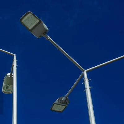Galvanizzato 3m/4m/5m/6m/7m/8m/9m/10m/11m/12m solare/LED Giardino/luce strada/colonna illuminazione con prezzo di fabbrica