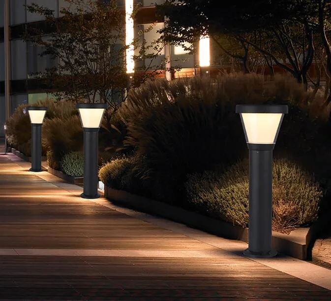2023 Decor 5W Outdoor Garden Pathway Park Solar LED Lawn Bollard Lights