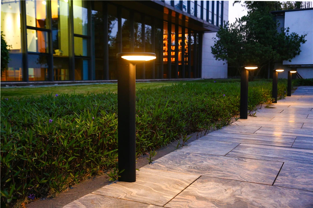 Outdoor LED Bollard Decoration Garden Solar Lawn Lights for Pathway Yard Walkway