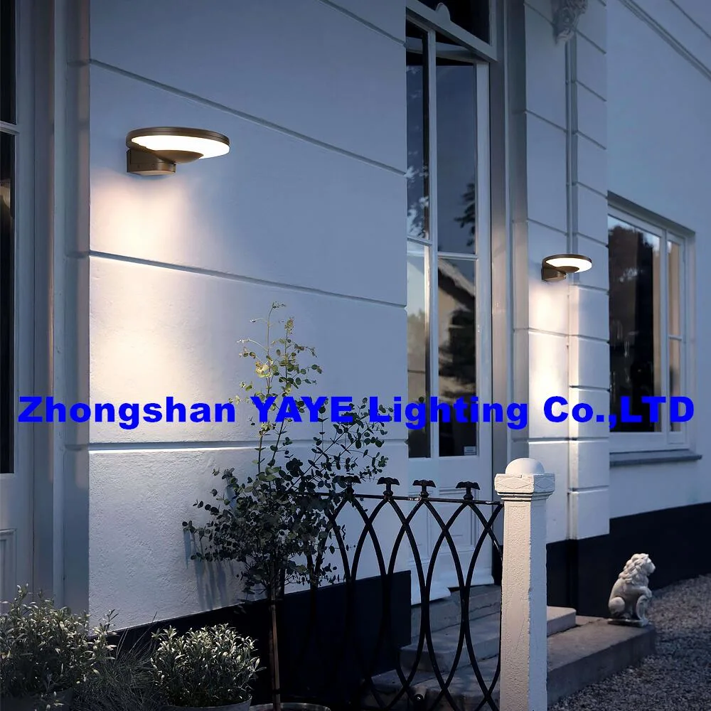 Yaye 2023 Hottest Sell CE Solar Round 50W Outdoor Waterproof IP66 Aluminum LED Garden Wall Lithium Battery 3.2V/6.4ah Light 3 Years Warranty 1000PCS Stock