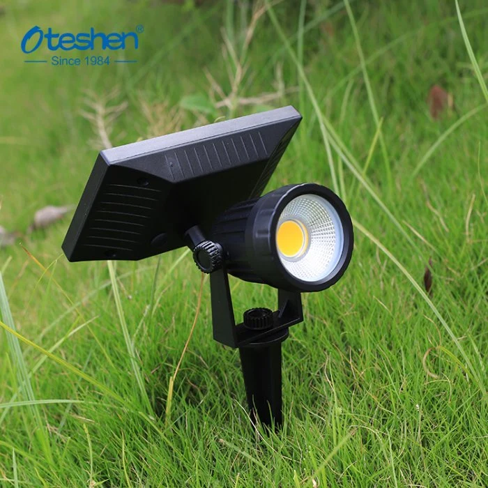 High Grade Landscape Lawn Waterproof IP65 Outdoor Garden LED Solar Spike Light