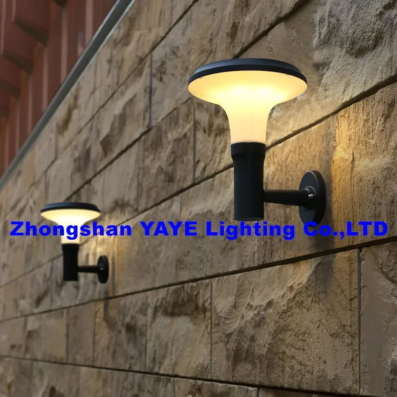 Yaye 2023 Hottest Sell CE Solar Round 50W Outdoor Waterproof IP66 Aluminum LED Garden Wall Lithium Battery 3.2V/6.4ah Light 3 Years Warranty 1000PCS Stock