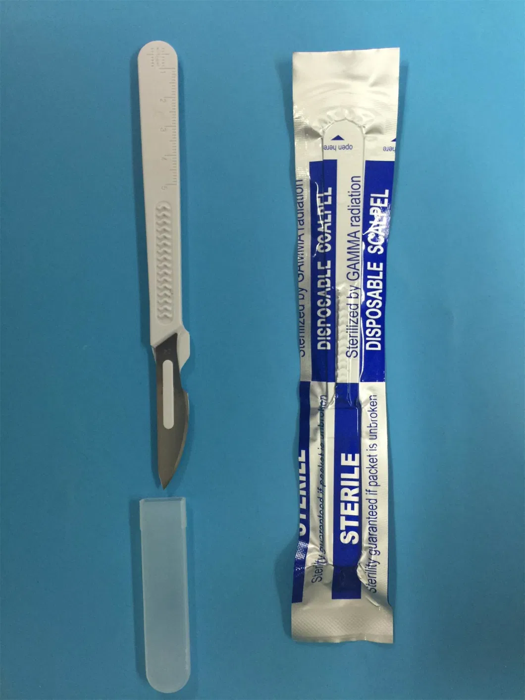 Disposable Sterile Scalpel of Various Sizes