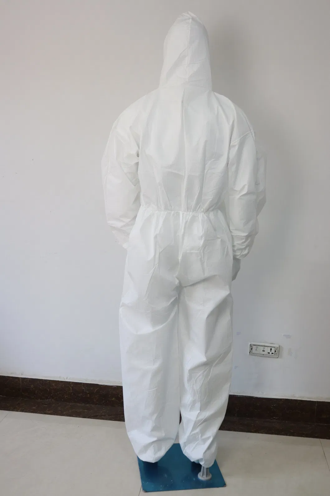 Dispos Coveral SMS Orange Nursing Doctor Uniform Set for Hospital Medical Use CE ISO Disposable Nonwoven Coverall