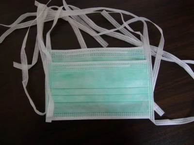 La FDA CE de tipo quirúrgico estándar desechables Iir 3/4 Telas protector negro de carbón activado en14683 Bfe99 Earloop Tie-en la cara Mascarilla para niños y adultos