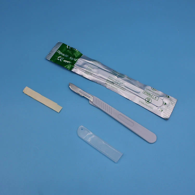 Disposable Retractable Safety Surgical Scalpel Blade