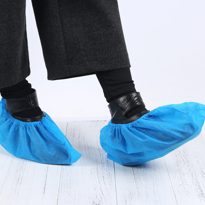 White and Blue Non Woven Fabric Boot Covers for Indoors Breathable Slip Resistant