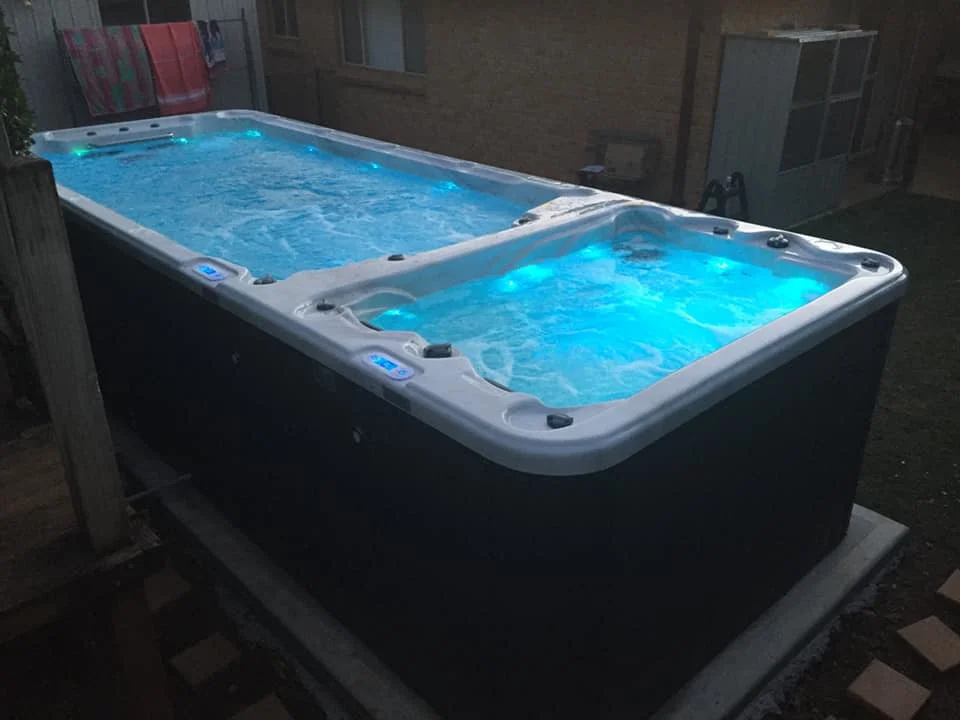 New Arrival Swimming SPA Acrylic Hydro Massage Outdoor Swimming Bathtub