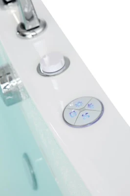 Doccia quadrata con getto idromassaggio, vasca idromassaggio e vasca da bagno