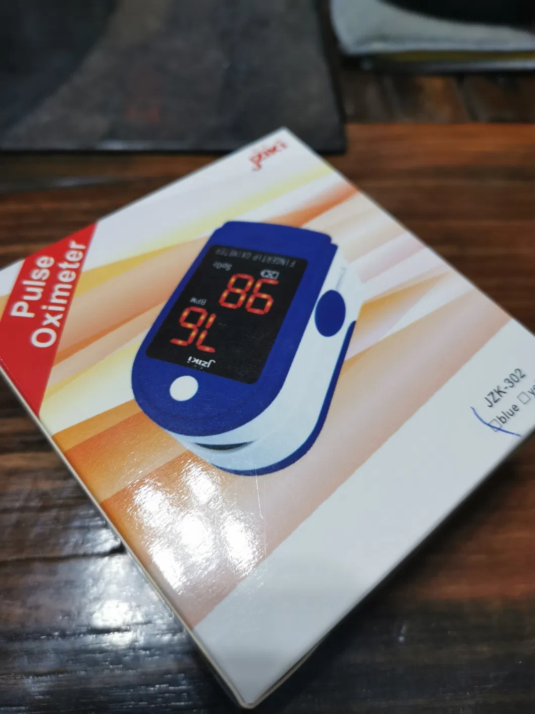 Hospital Equipment Medical Instrument Pulse Oximeter Finger Approved Factory Price Blood Pressure Oxygen Monitor Ks-P