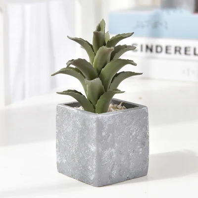 Plantas de aire falsas de cactus con cullos con ollas grises para Escritorio
