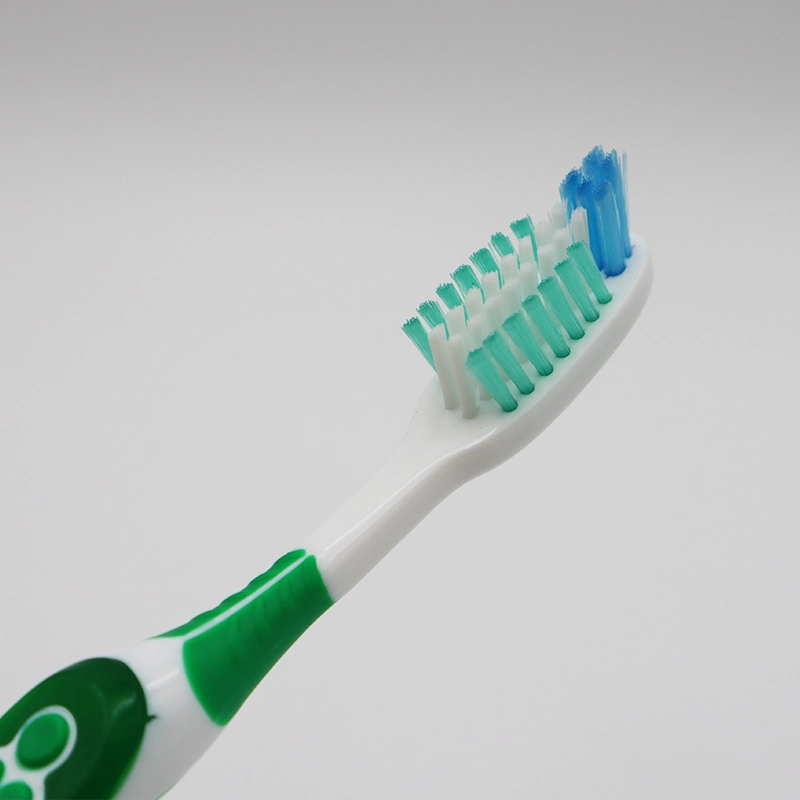 2020 New Design Soft Cross Action Bristles Gum Massage Non-Slip Handle Adult Toothbrush