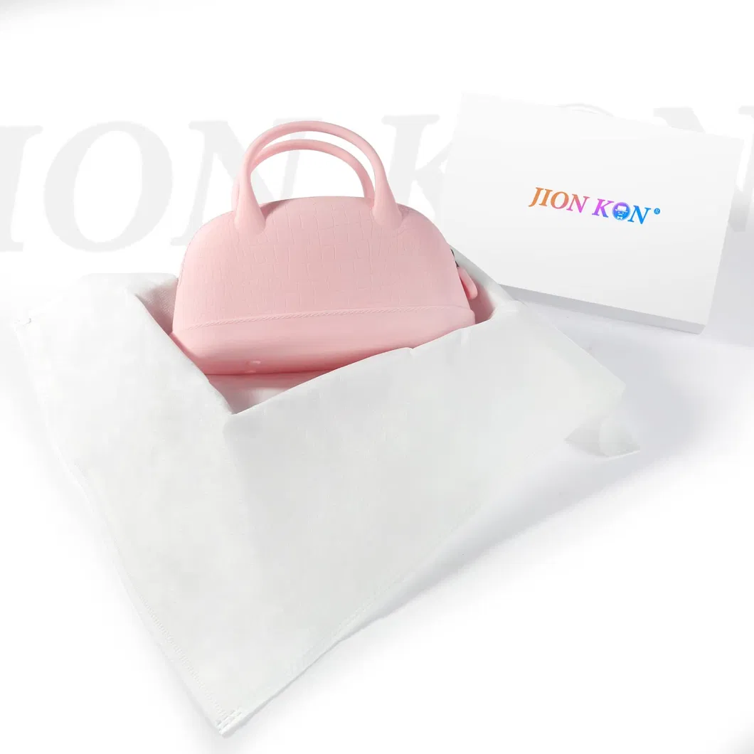 Custom Waterproof Travelling Cosmetic Makeup Travelling Bags Small Soft Silicone with Zipper for Girl Silicone Handbag