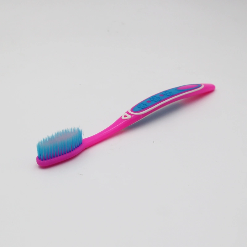 Hot Sale Super Soft Bristle Adult Portable Toothbrush with Rubber Handle