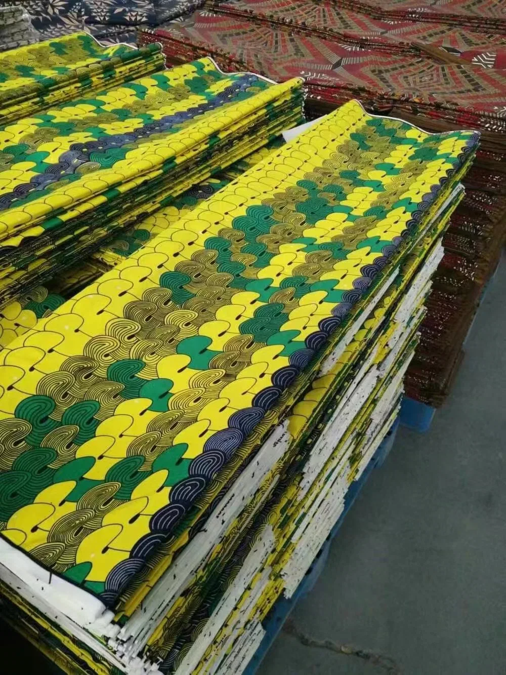 Popular Africa Wax Fabric Printed Fabric Cotton Wax Fabric