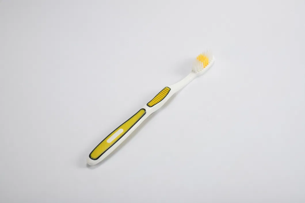 2021 China Cheapest Good Quality Adult Toothbrush for Sale