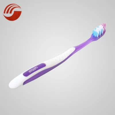  Vendita a caldo all&prime;ingrosso spazzolino da denti con etichetta ultra morbida Gum privato per Pulizia orale