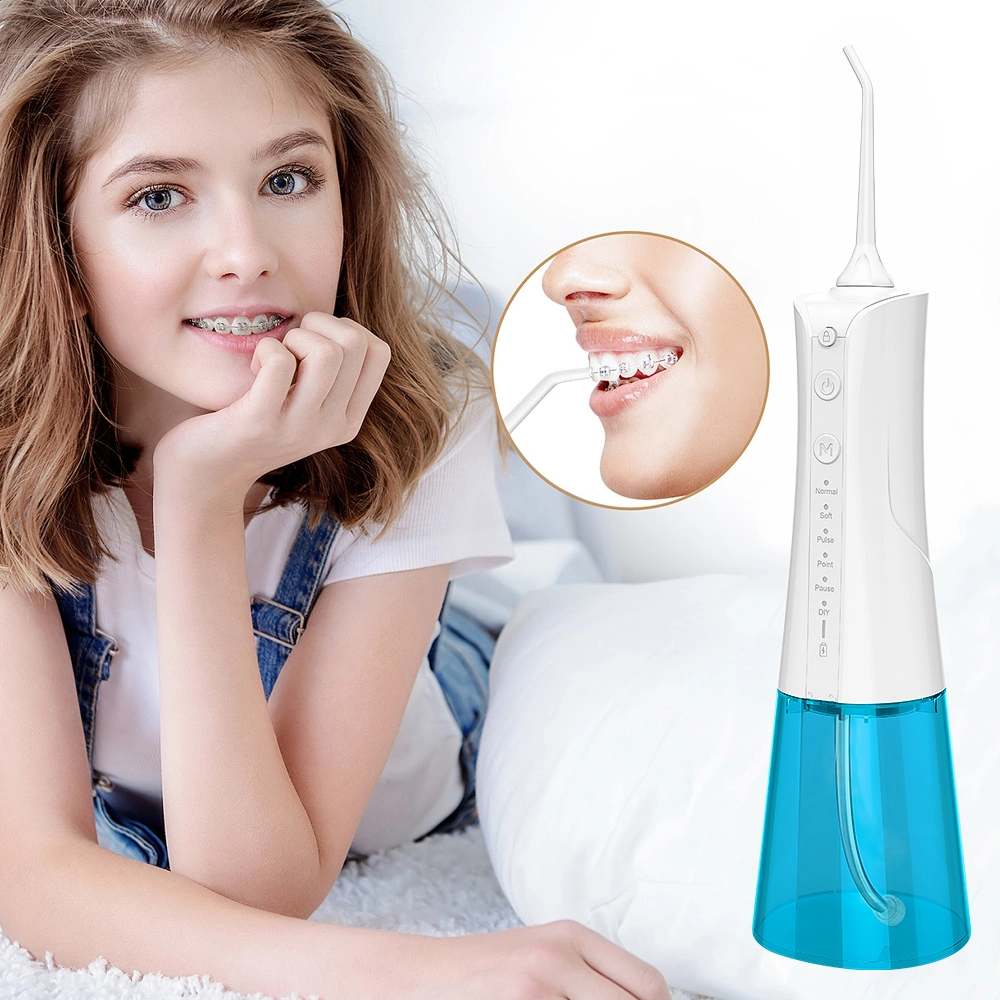 Professional Manual Water Flosser 300ml Tank Mini Cordless Oral Irrigator