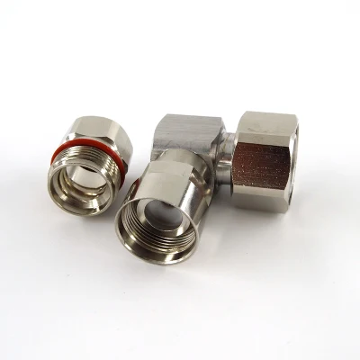 Cable antena coaxial RF impermeable eléctrico 4.3/10 en ángulo recto macho conector de la abrazadera de 1/2&quot; Super Cable Flexible de espuma de protección IP68