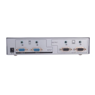 350MHz en cascada de apoyo 2 en 2 Matriz VGA 2X2 con cambio automático