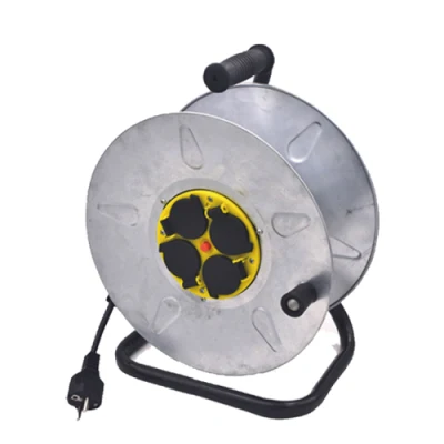 Salida 4 Portable Electric Power Universal cable de extensión de plástico Reel