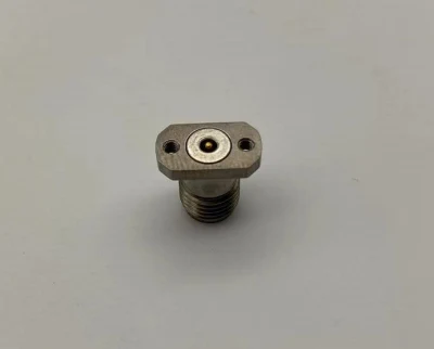 Conector hembra de 2 orificios para microondas de soldadura de montaje en PCB de montaje por reborde 40GHz 2,92mm 2,92-KFD