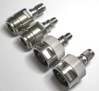 T0 1,85mm adaptador coaxial hembra en ángulo recto 1,85mm