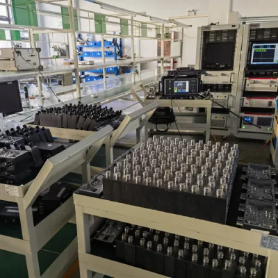 Acoplamiento híbrido Combiner 2 en 1 fuera 617-3800MHz 4.3-10 F