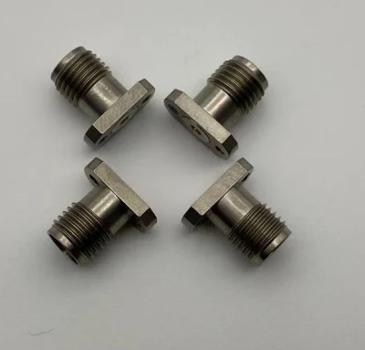 Conector hembra de 2 orificios para microondas de soldadura de montaje en PCB de montaje por reborde 40GHz 2,92mm 2,92-KFD