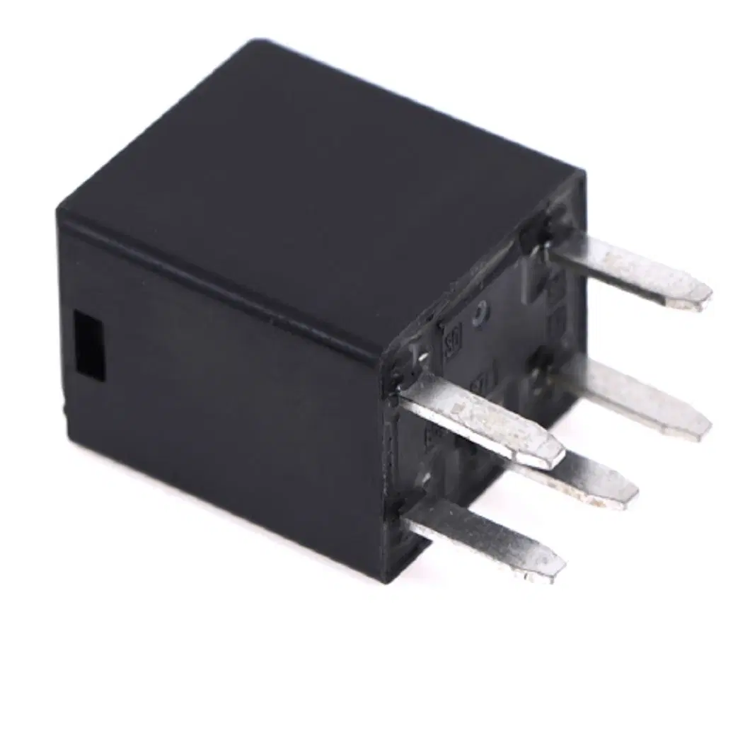 China High Quality SSR Industrial Industry Waterproof Automotive DC12V 24V Relay 100A 5pin Spdt Car Control Device Auto Relays