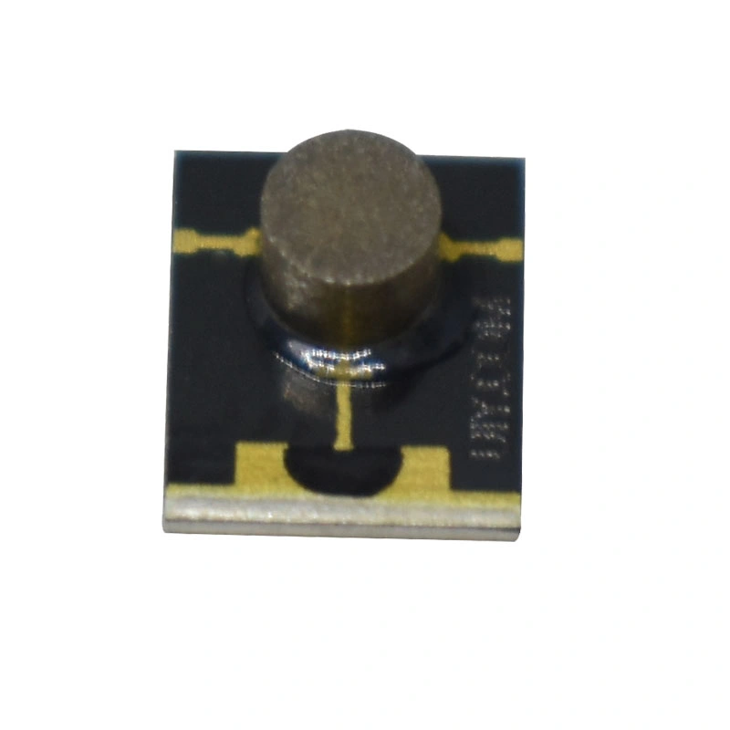 RF Component Ka Band 30~33GHz RF Microstrip Isolator low insertion loss 0.7dB Microstrip