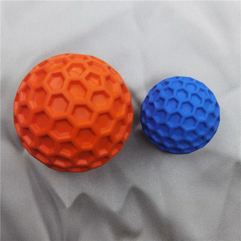 Pet Toy Ball Makes Noise to Relieve Boredom, Bite-Resistant Elastic Rubber Honeycomb Ball Dog Self-Pleasure Toy