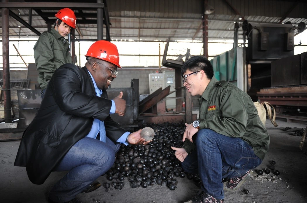 High Quality Cast Grinding Ball Used as Grinding Media for Mining