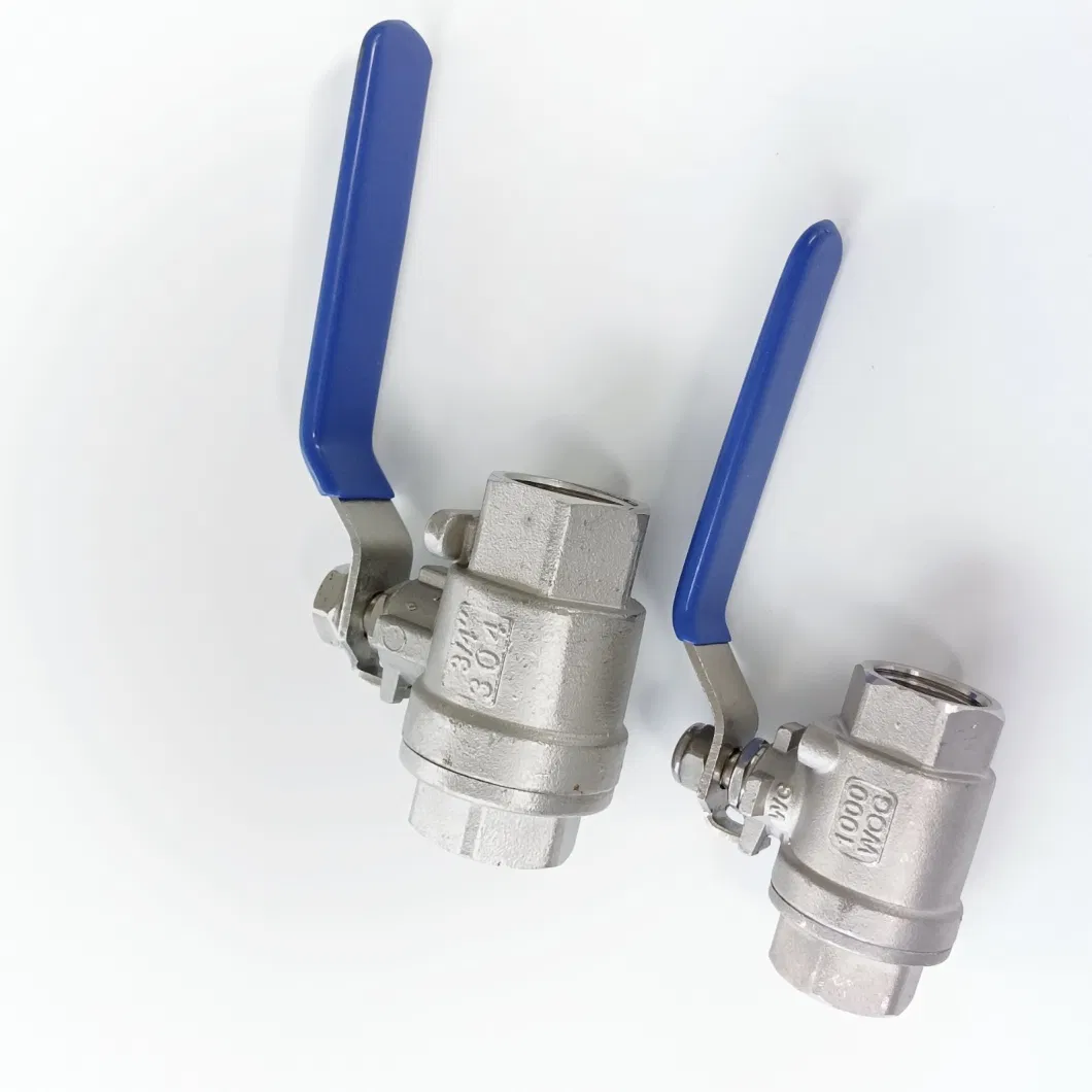 SS304 Stainless Steel Handle with Locking Internal Thread BSPT NPT 2PC Ball Valve