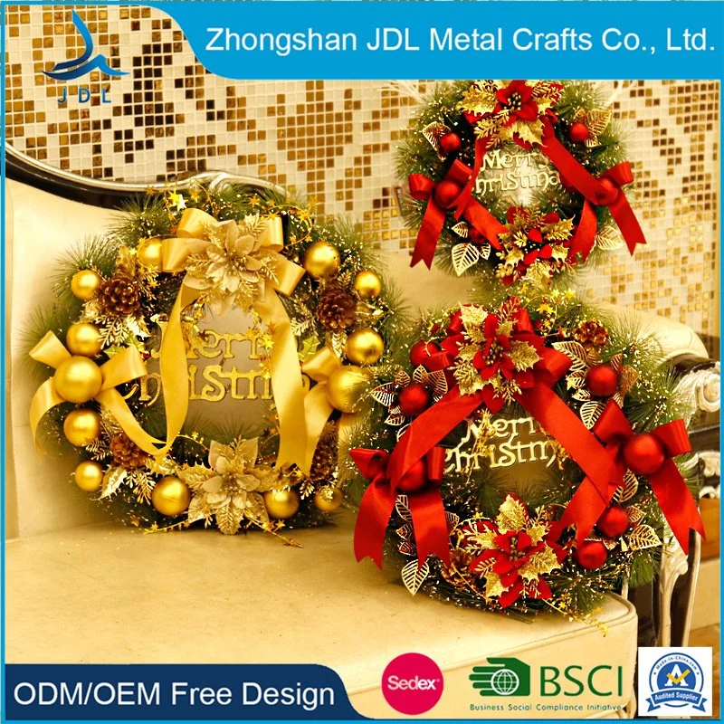 Low MOQ Factory Price Hanging Baubles Candle Inside Set Plastic Christmas Ornaments Colored Tree Hang Decor Wholesale Clear Plastic Decorations Ball