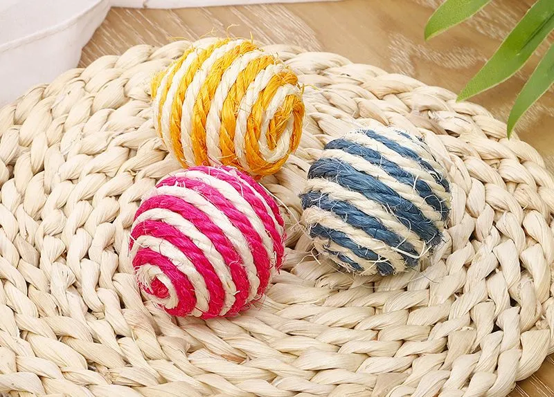 Striped Sisal Ball Wholesale Cat Toy Ball Cat Scratching Ball Pet Toy