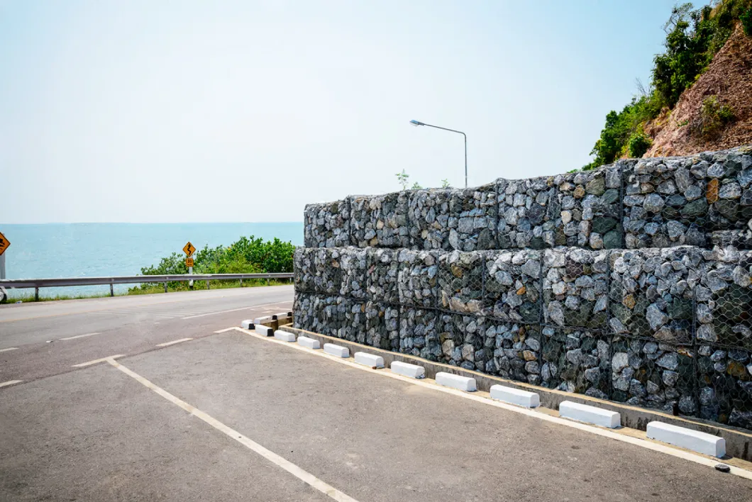 Yeeda Gabion Netting China Factory Stone Cage Net Hot Dipped Galvanized PVC Coated Sphere Gabion Baskets