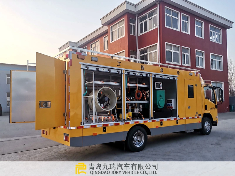 Multifunctional Rescue Vehicle Light Truck I-Suzu 700p 8X8 with Utility Equipment for Safeguard
