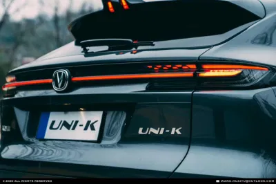 Chang&prime;an Automobile Uni-K 4WD SUV coche eléctrico automóvil coche utilizado Coche