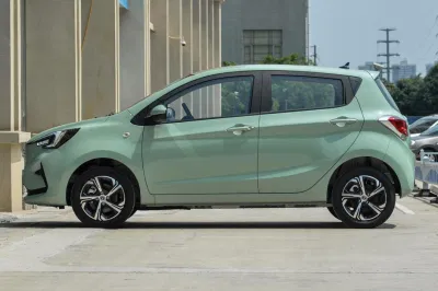 Changan Benben E-Star 5 asientos de alto rendimiento coche eléctrico usado