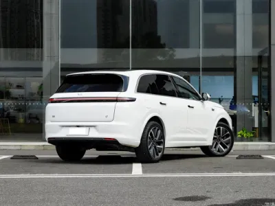 Auto SUV eléctrico de rango extendido máximo L7 ideal de lujo líder