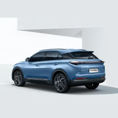 Coche nuevo caliente EV 2023 fabricado en China Street Legal Coche eléctrico para Nezha U