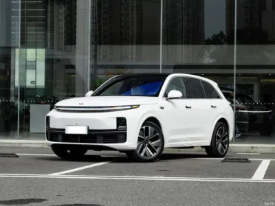 Auto SUV eléctrico de rango extendido máximo L7 ideal de lujo líder