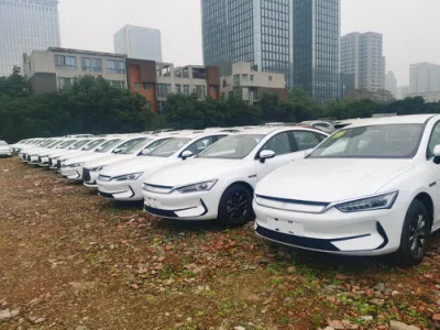 China Byd Qin Plus EV Eléctrico Barato de Alta Velocidad de Largo Alcance Batería de Nueva Energía Usado EV Eléctrico Coche