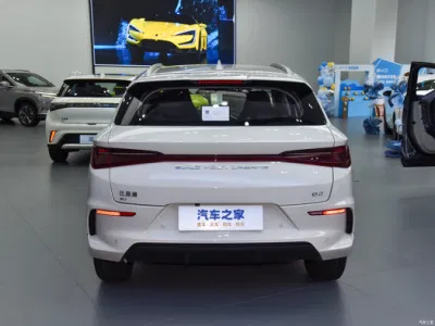 BYD E2 2024 vehículo eléctrico de lujo blanco vehículo de nueva energía Vehículo eléctrico puro coche eléctrico mejor Precio para las ventas calientes Coche de vehículos eléctricos coche de nueva energía coche usado en 2024