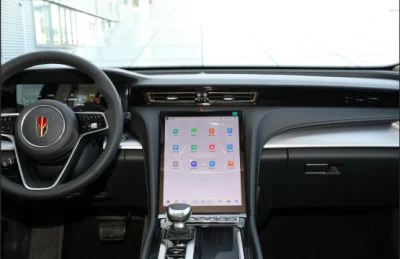 Venta caliente de lujo 4 ruedas 5 asientos de alta velocidad izquierda Vehículos eléctricos de accionamiento manual China Hongqi H5