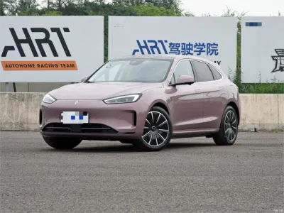 M5 SUV eléctrico: Vehículo utilitario deportivo de alto rendimiento, conducción eléctrica avanzada ecológica