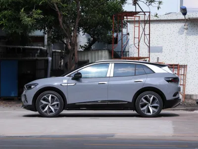 Listo Envío Grande Stock ID4 Crozz SUV automóvil EV E Coche de conducción a la izquierda Nueva Energía ID usado 4 Electromóvil Adulto 600km coches coche Precio vehículo eléctrico