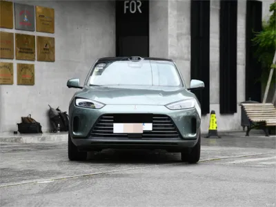 M5 SUV eléctrico: Vehículo utilitario deportivo de alto rendimiento, conducción eléctrica avanzada ecológica
