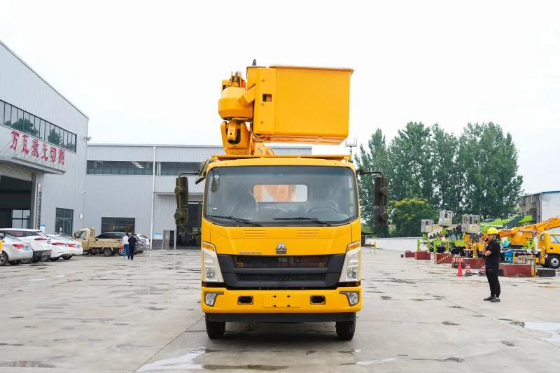 Remote Operation Street Lamp Maintenance Truck